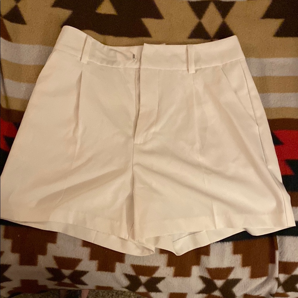 Women's Cream Shorts